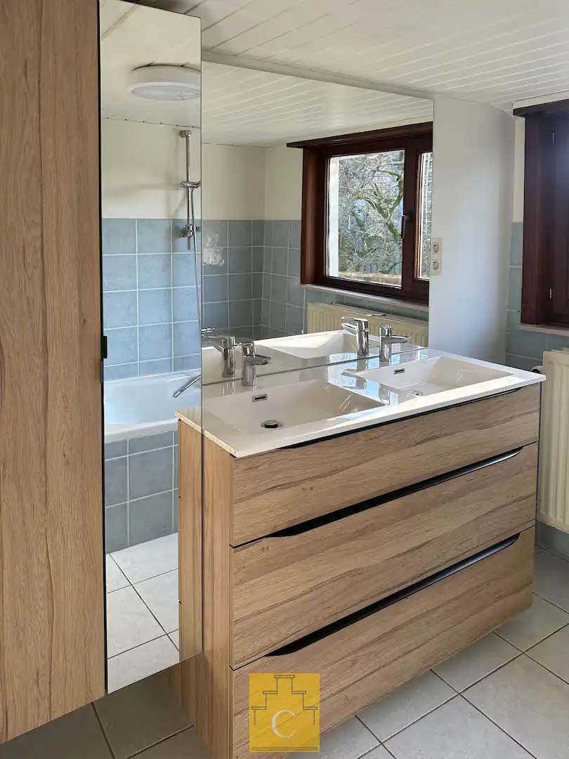 Uniek geheel van TWEE WONINGEN met bijgebouw, idyllisch gelegen aan de vaart foto 25