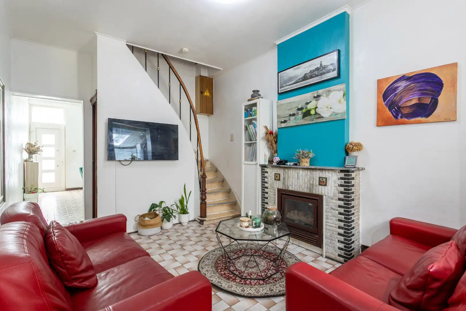 Instapklare woning met 4 slpks en binnenkoer op uitstekende ligging in centrum Halle foto 4