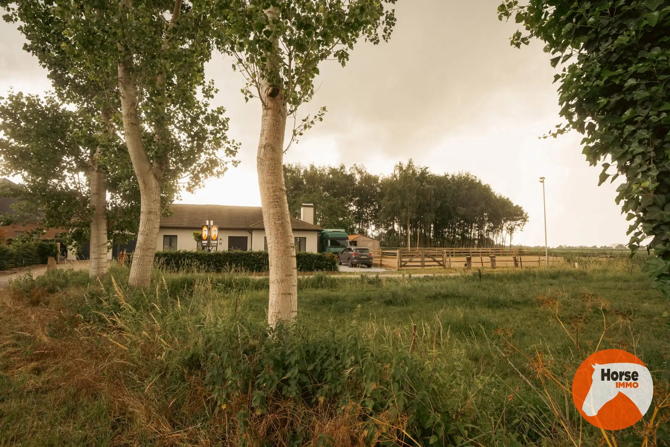 VRASENE - Recent gerenoveerde woning met paardenstallen  foto 27