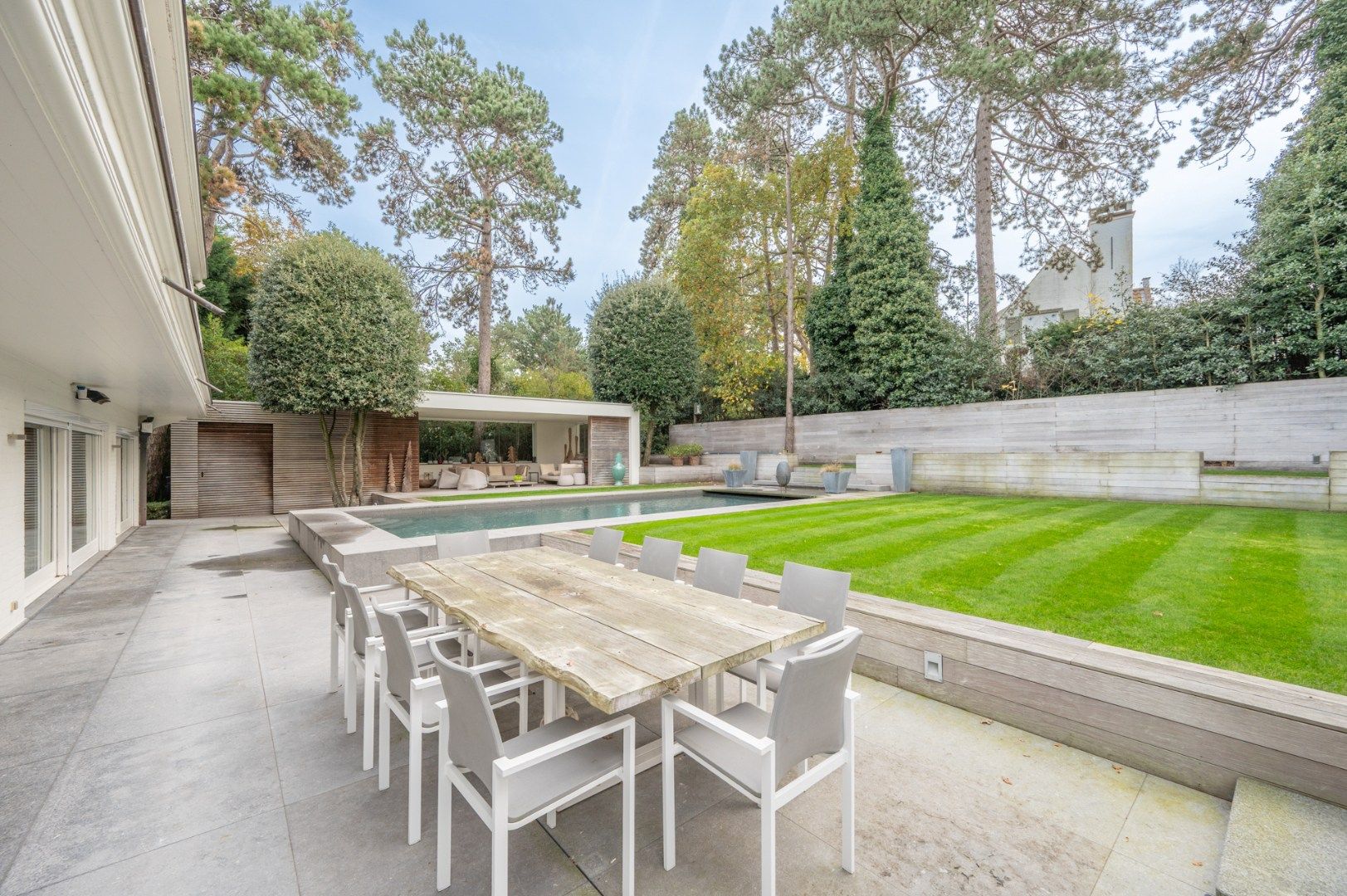 Exclusief: zeer discreet gelegen villa in een rustige omgeving in het Zoute foto 4