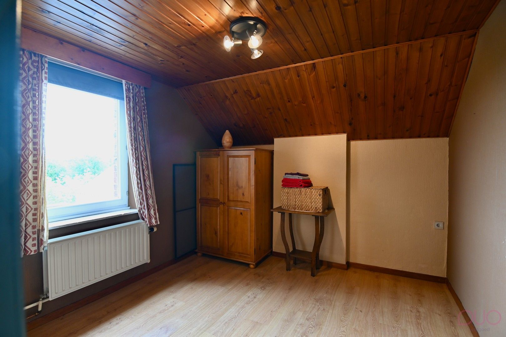 Instapklare gezinswoning rustig gelegen op18A04CA met 4 slaapkamers en grote garage foto 14