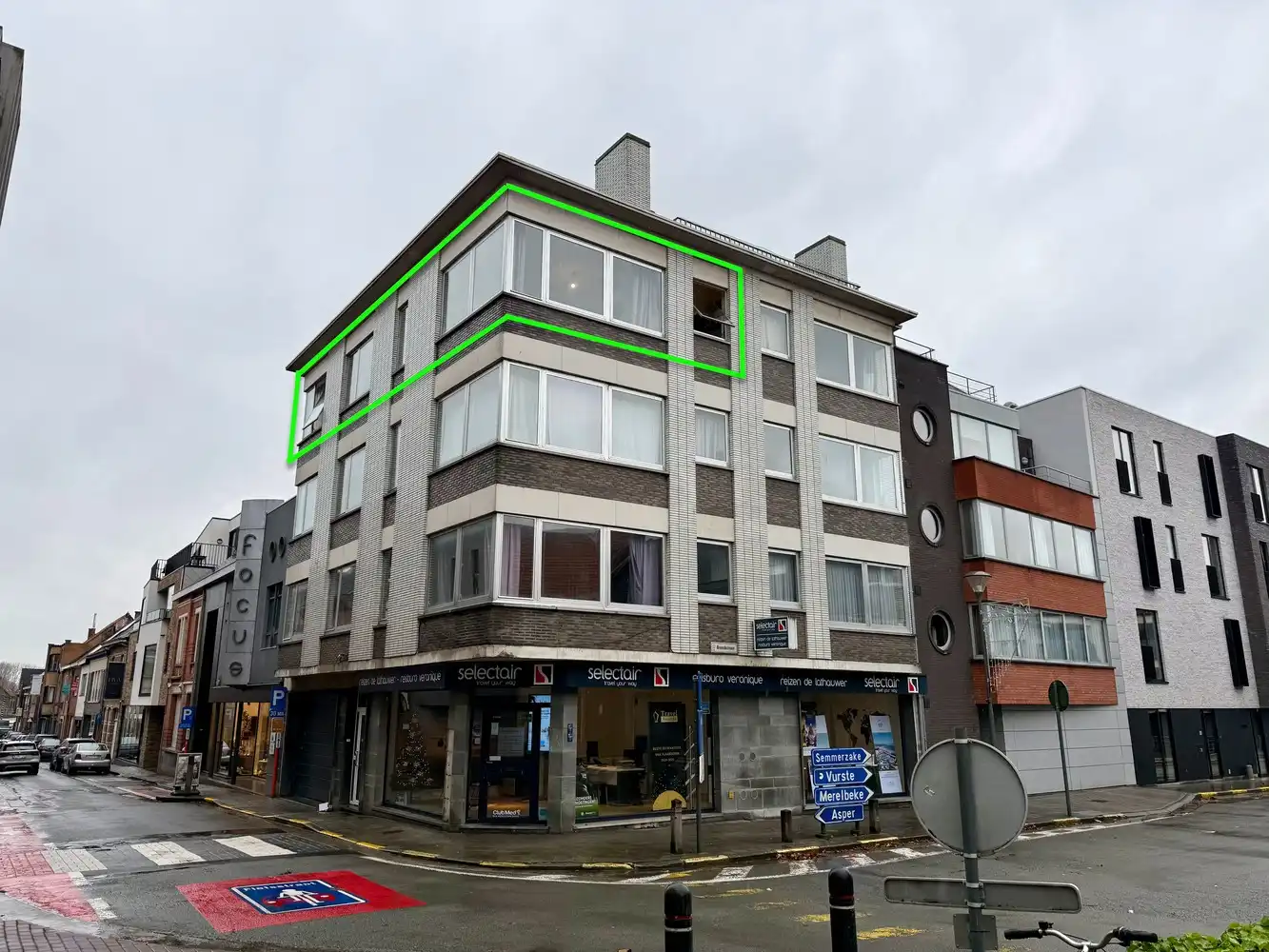 Centraal gelegen appartement met 2 slaapkamers! foto 2