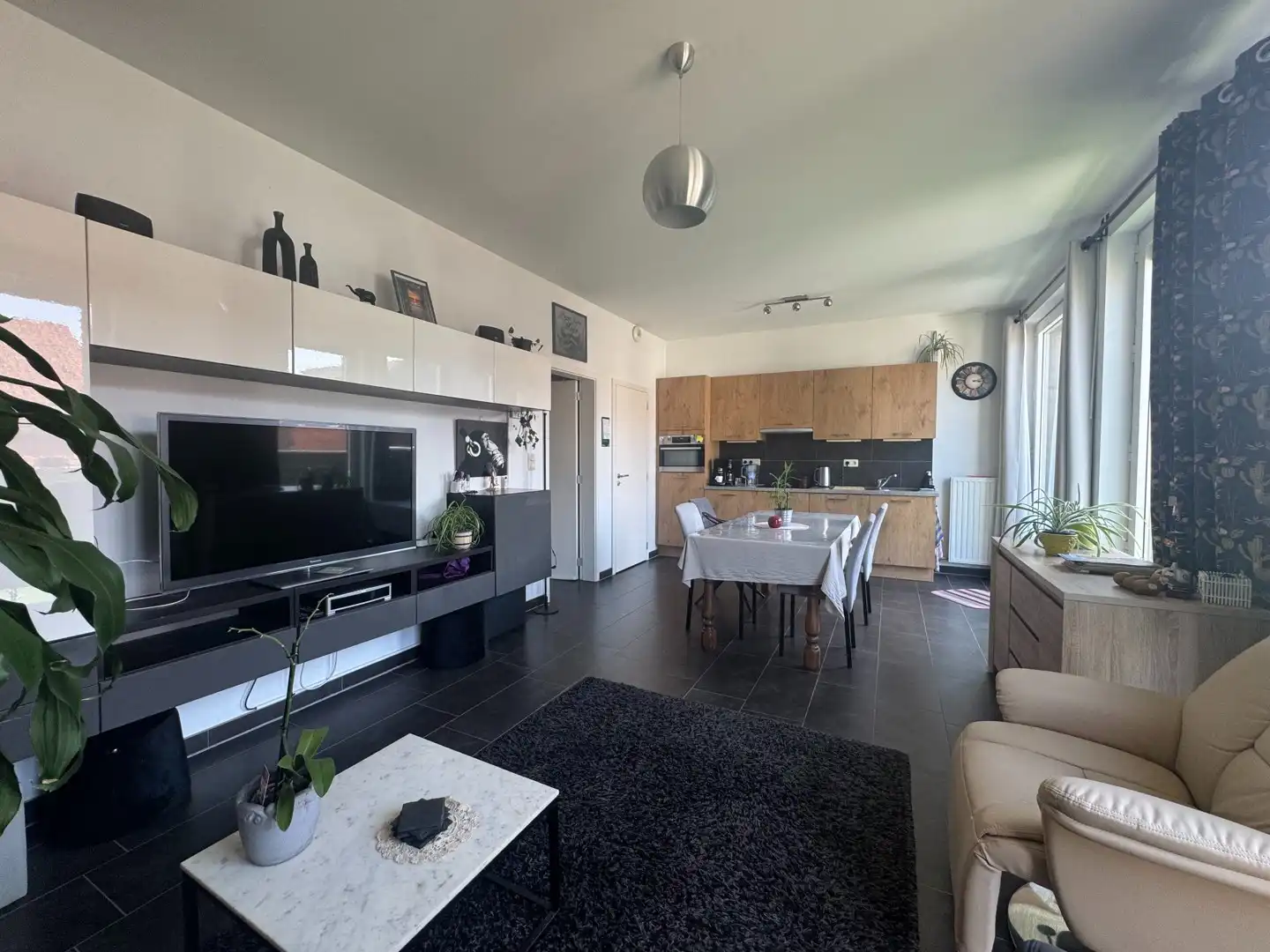 Appartement met 1 slaapkamer te huur in centrum Diepenbeek foto 4