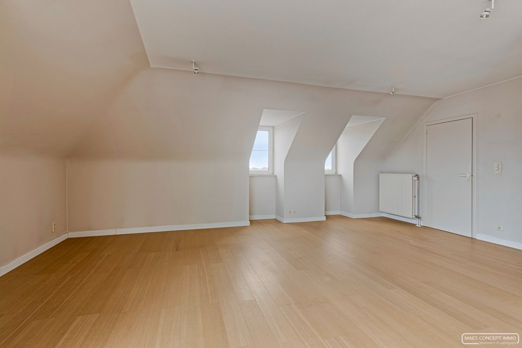 Prachtig dakappartement met garage te koop in het centrum van Vichte</p> foto 3