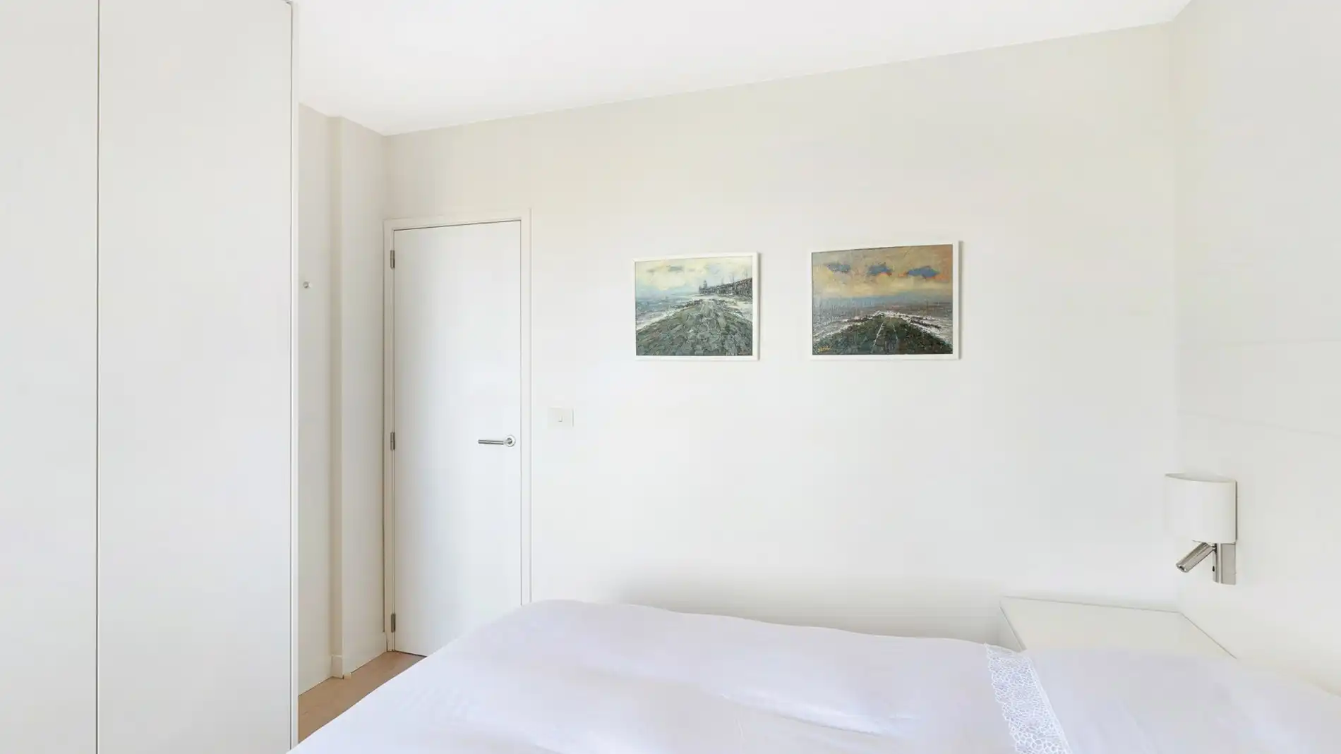 Modern en ruim appartement met zicht over de jachthaven foto 16