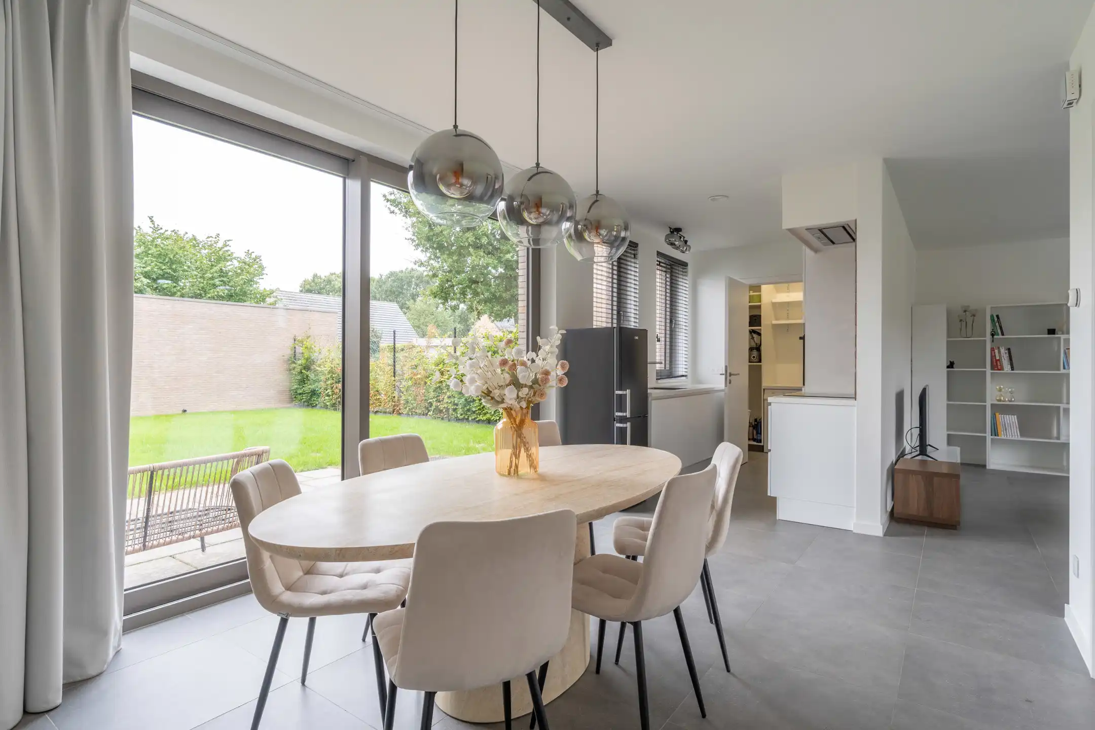 Energiezuinige 3 slpkwoning met carport nabij Vosselaar & TH foto 6