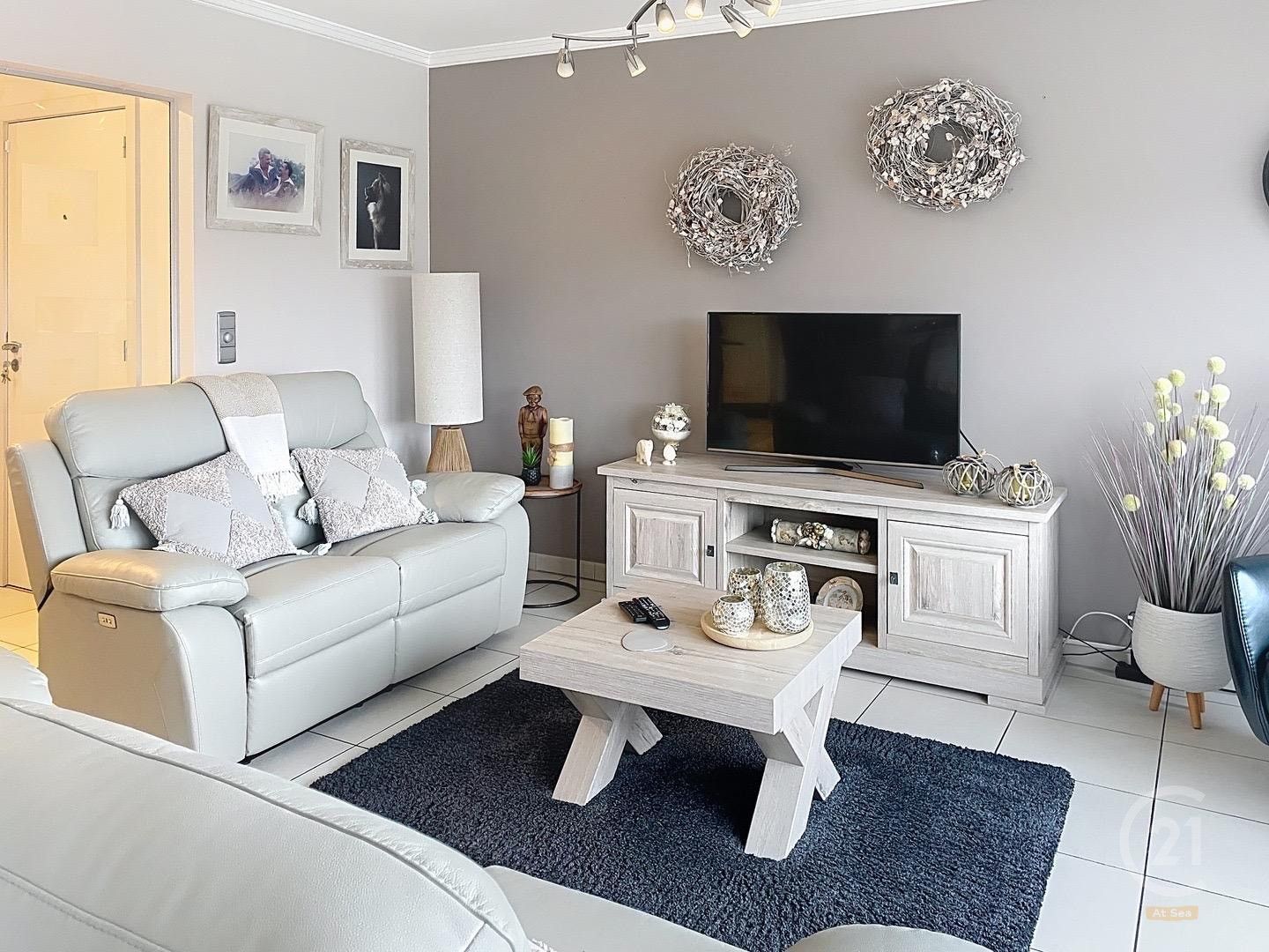 Instapklaar appartement met 2 slaapkamers en terras nabij de Mercator in Oostende foto 3