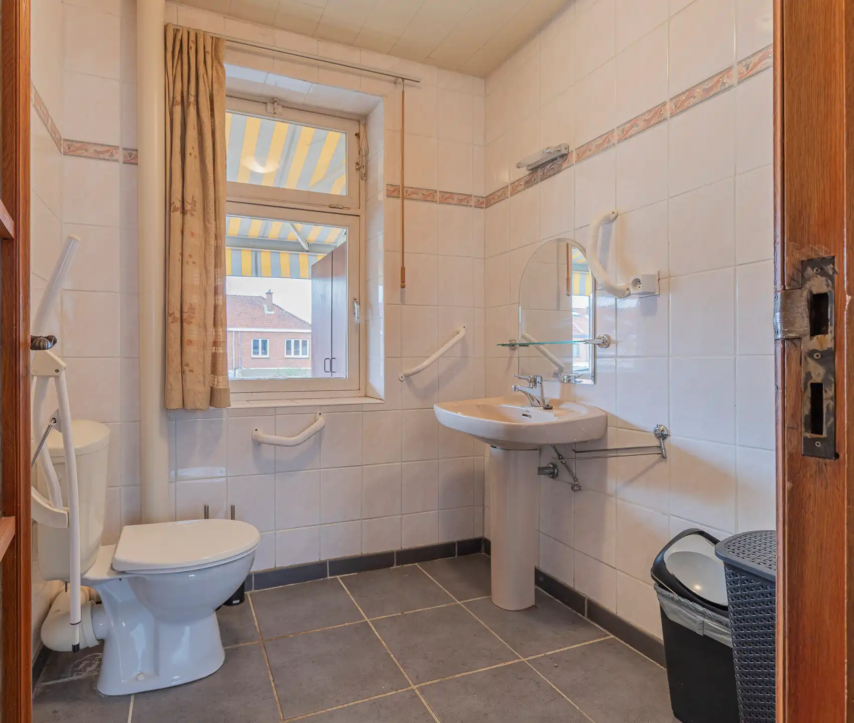 AALST – WONING MET VEEL STOCKAGERUIMTE OP TOPLOCATIE foto 14