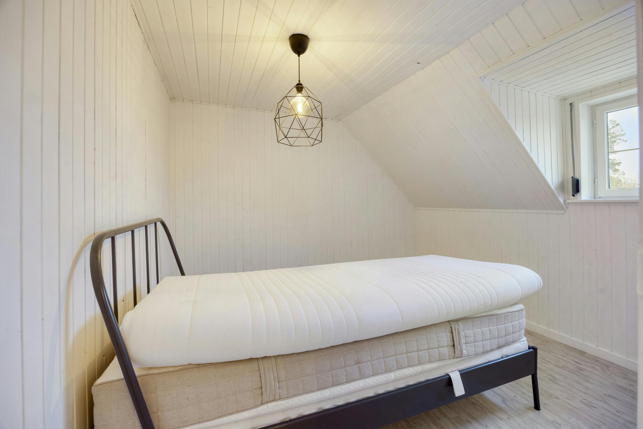 Goed gelegen stadswoning met 3 of 4 slaapkamers, tuin en garagebox  foto 16