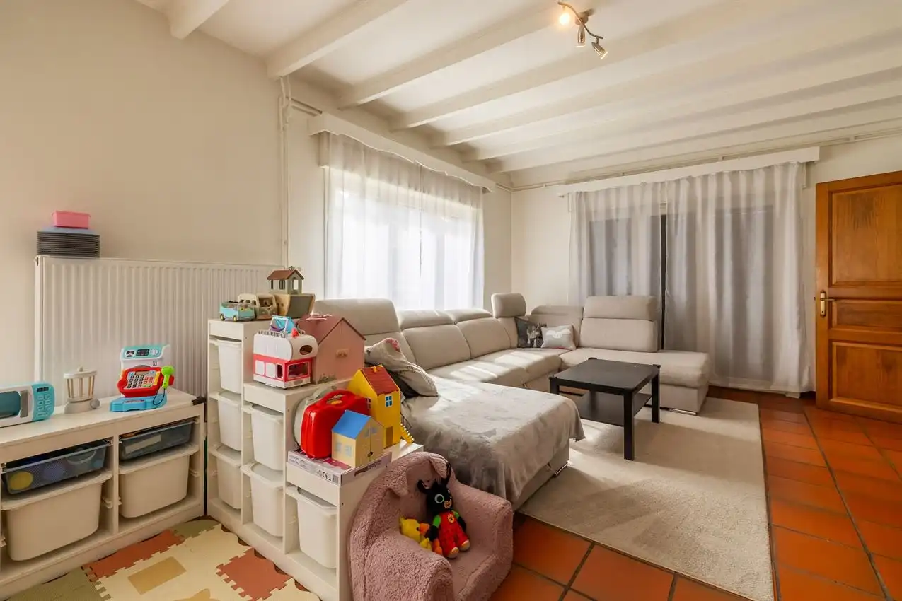 Mooie, ruime villawoning met leuke tuin op rustige locatie foto 7