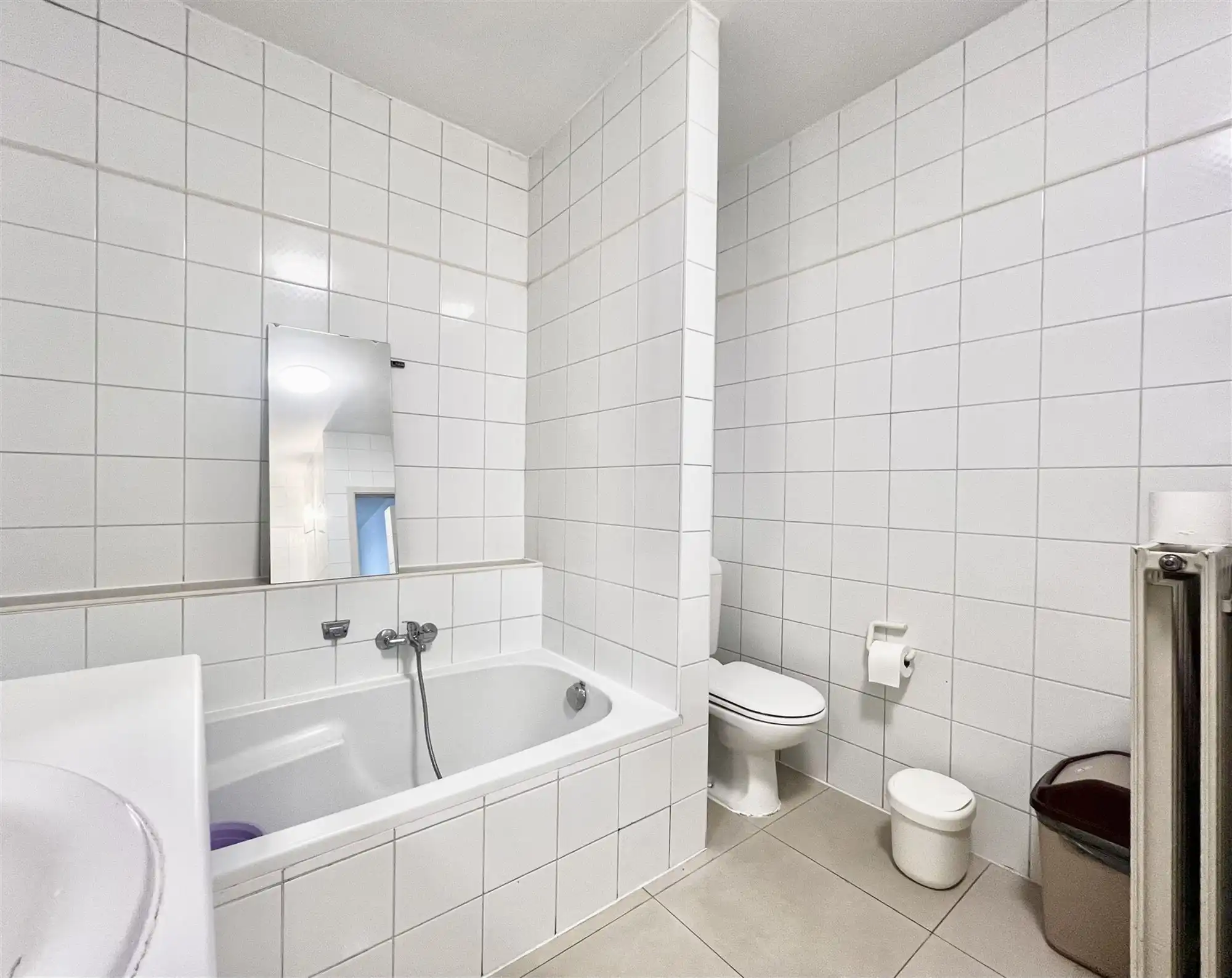 Lichtrijk 2-slaapkamerappartement op toplocatie nabij Centraal Station foto 10