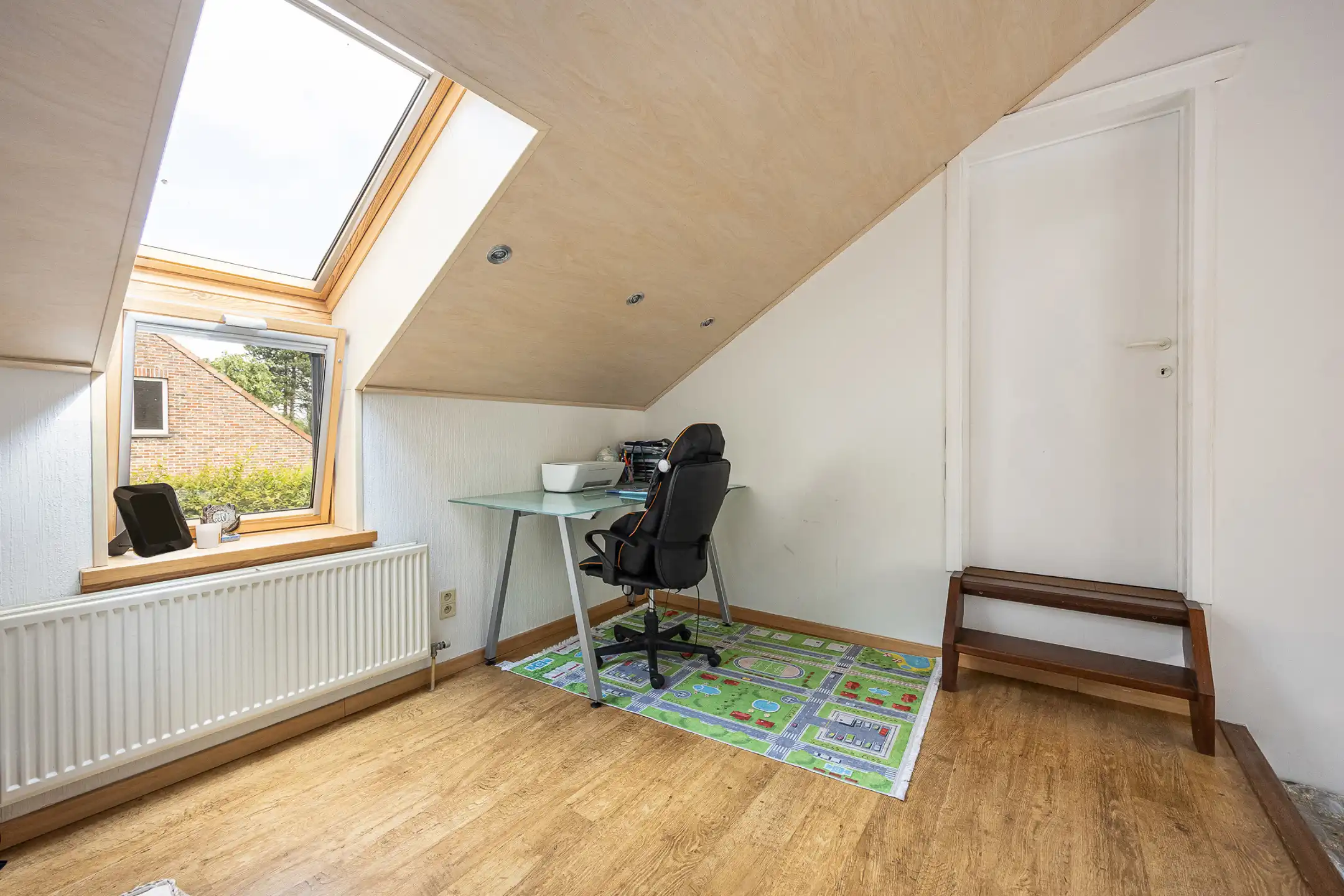 Ruime woning met 4-5 slpks en bedrijfsruimte in Turnhout. foto 21
