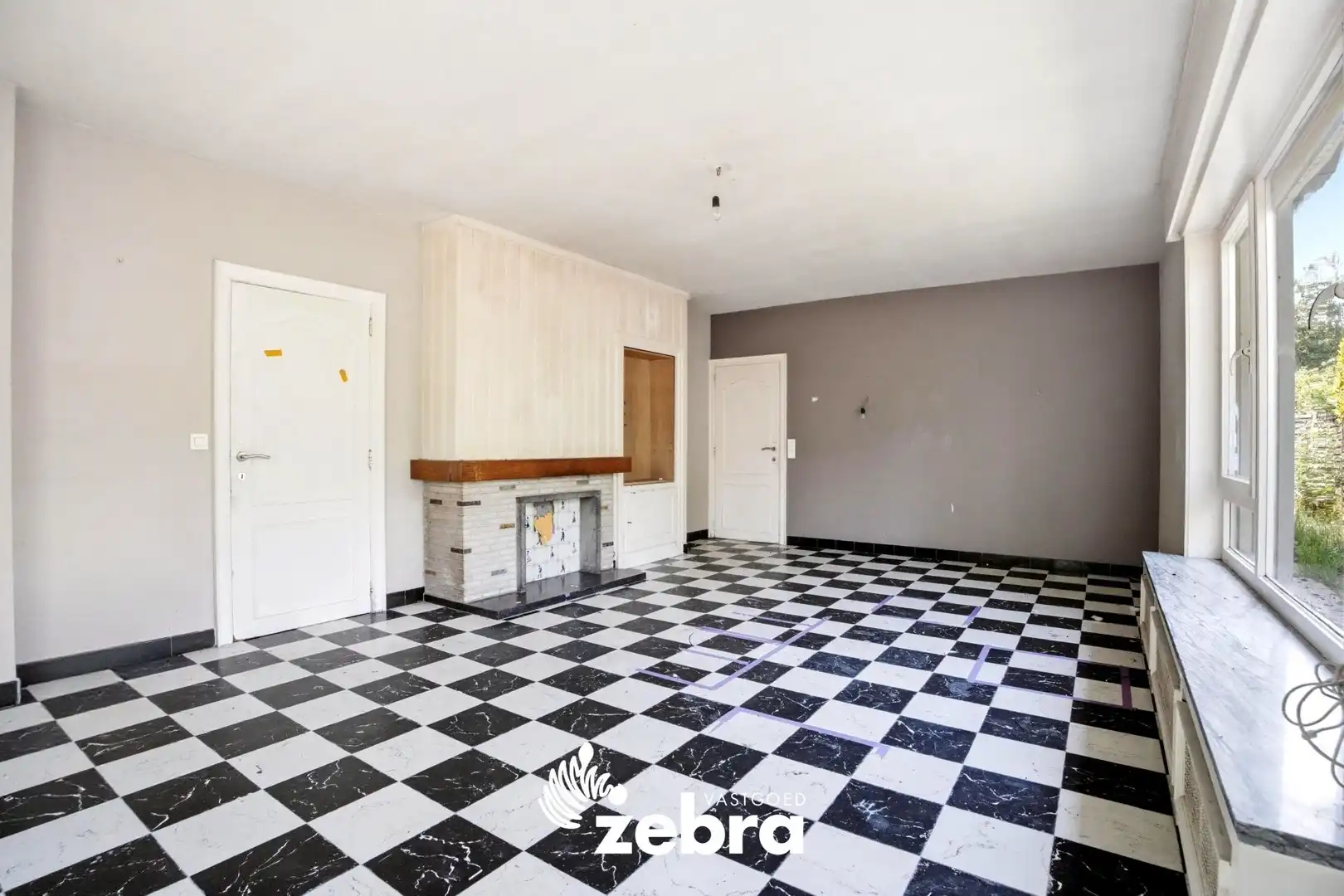 Te renoveren open bebouwing op toplocatie (Baronielaan) te Izegem! foto 6