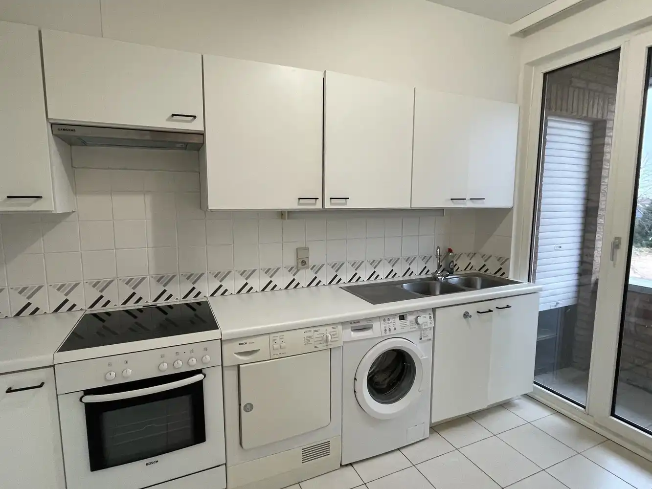 Mooi gerenoveerd appartement aan het dorpsplein van Maleizen foto 4