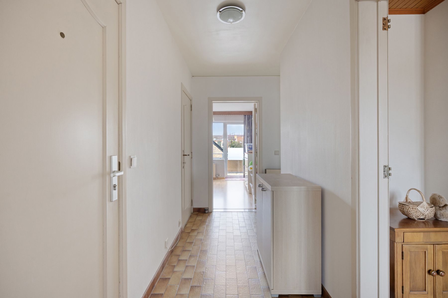 Appartement (2e verdieping) met 2 slaapkamers en garage foto 3