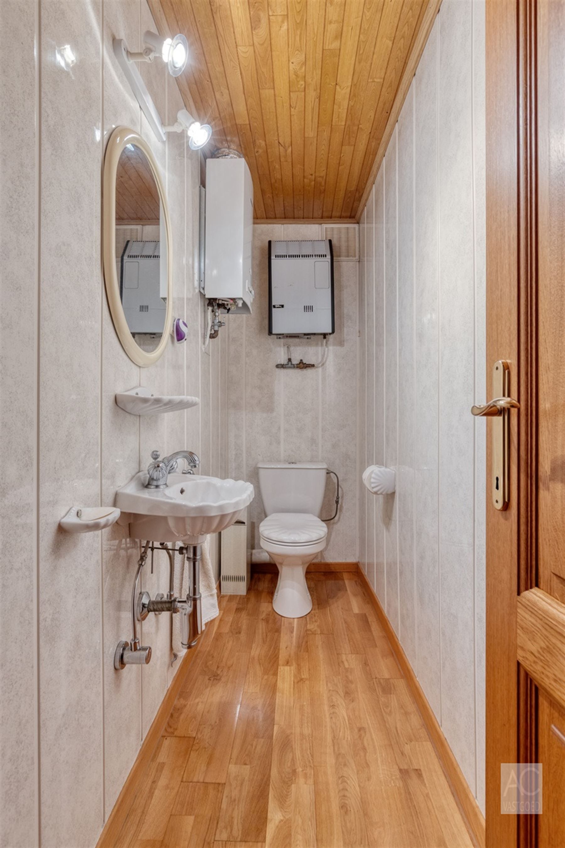 Halfopen bebouwing met 4 slaapkamers en garage foto 11