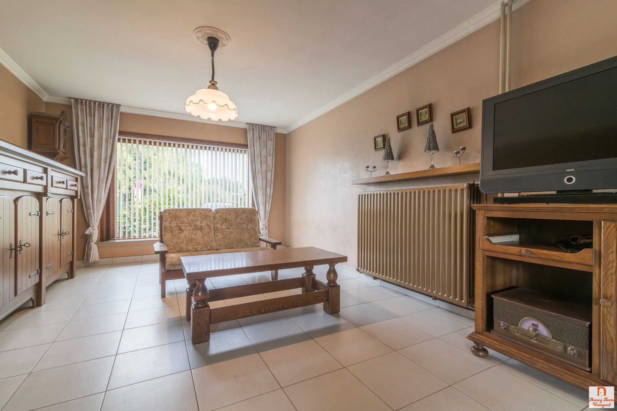 Ruime woning met 4 slaapkamers en uitbreidingsmogelijkheden foto 3