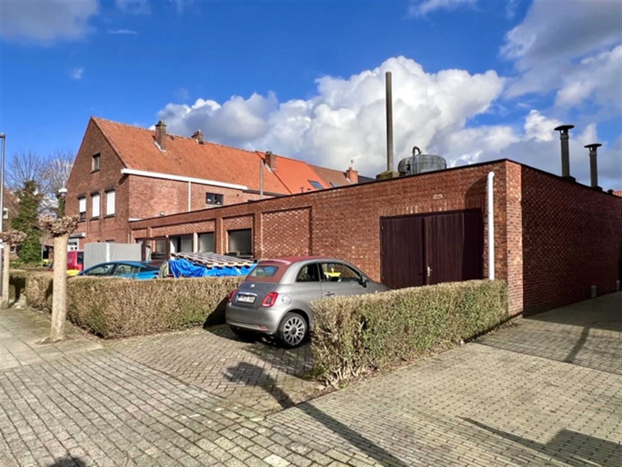 Hoofdfoto van de publicatie: Uniek Pand van 385 m² met Onbeperkte Mogelijkheden