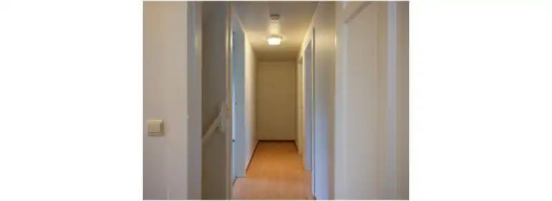 Moorslede-centrum. Rijwoning ideaal als starter of als investering te koop via een biedingssysteem. 4 slaapkamers. Gedeeltelijk te renoveren. Bieden kan toot 10 maart om 15u!! foto 10