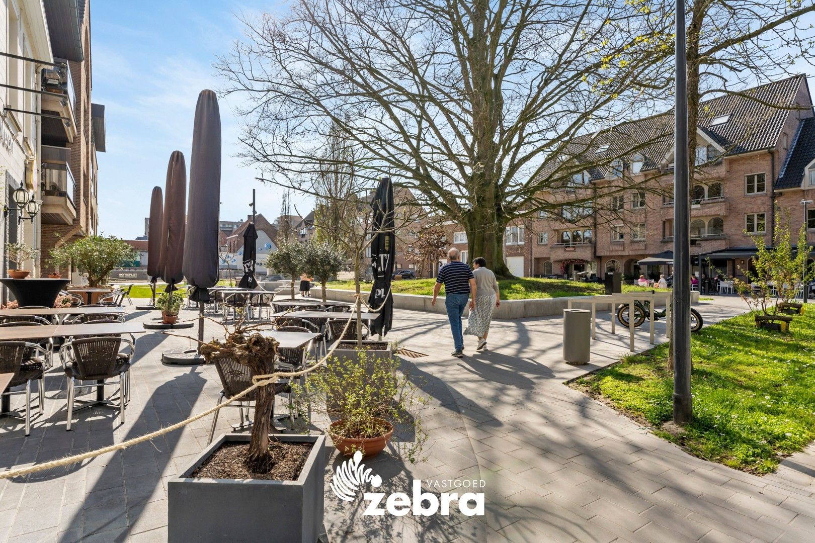 Prachtig & lichtrijk appartement met uitzicht op de Melkmarkt te Izegem! foto 19