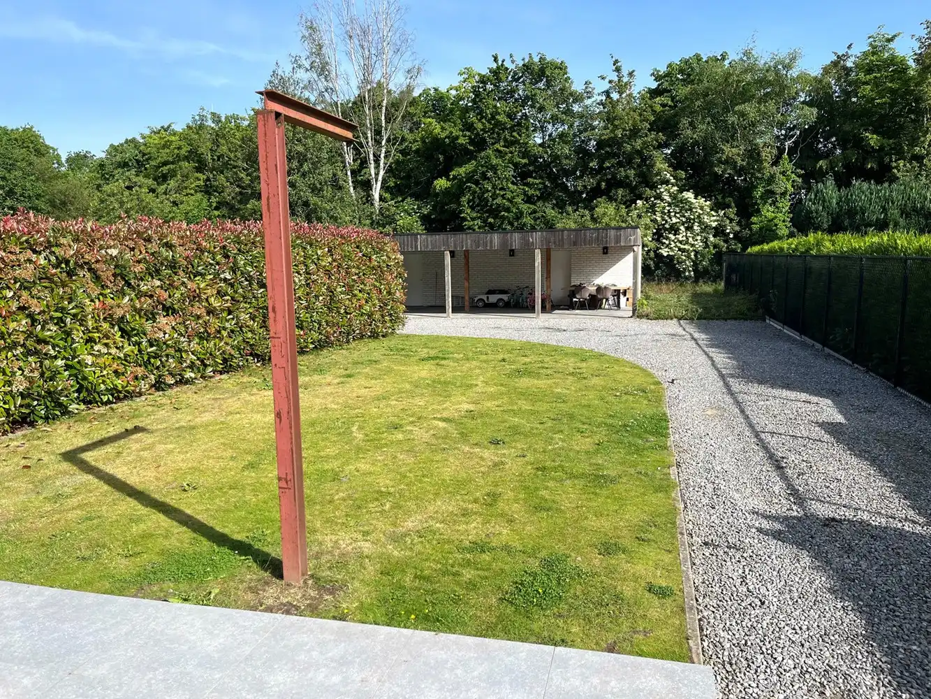 Elegante woning op 538 m2, nabij het centrum van Neeroeteren foto 5
