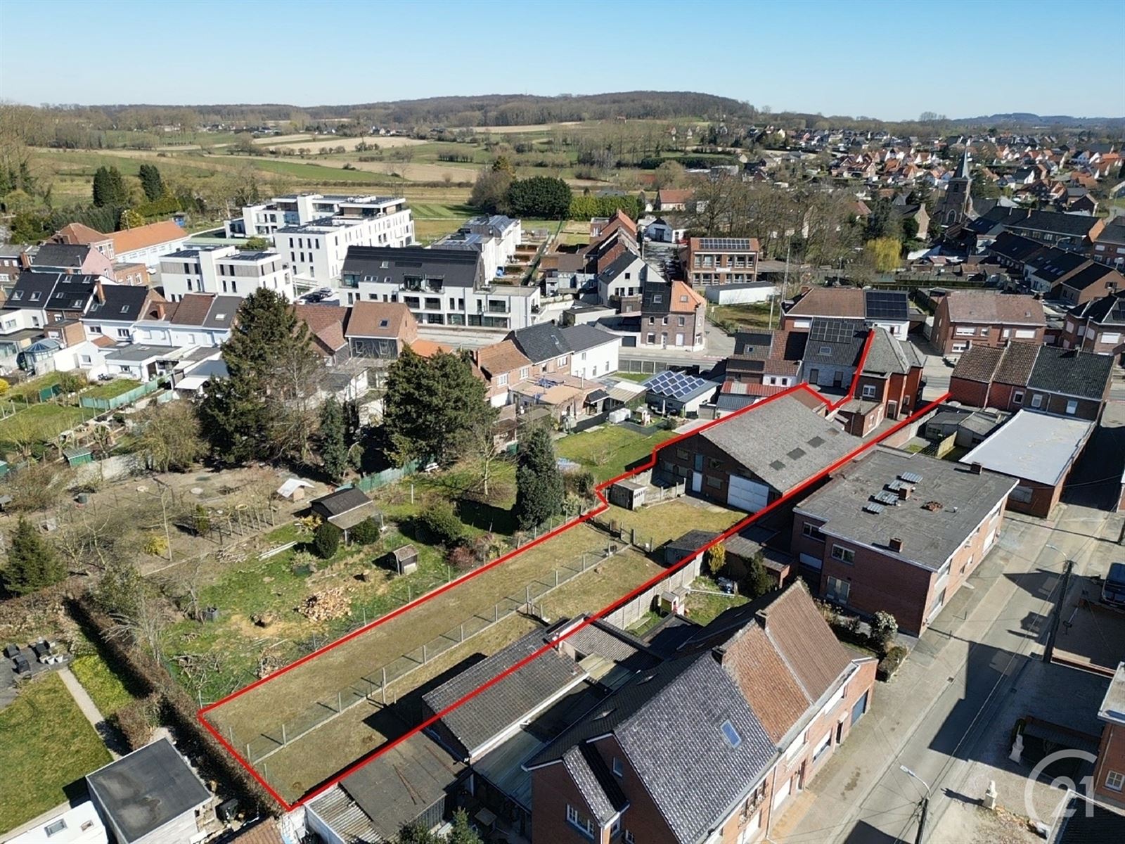 3 gevelwoning met loods (248m2) en garage foto 30