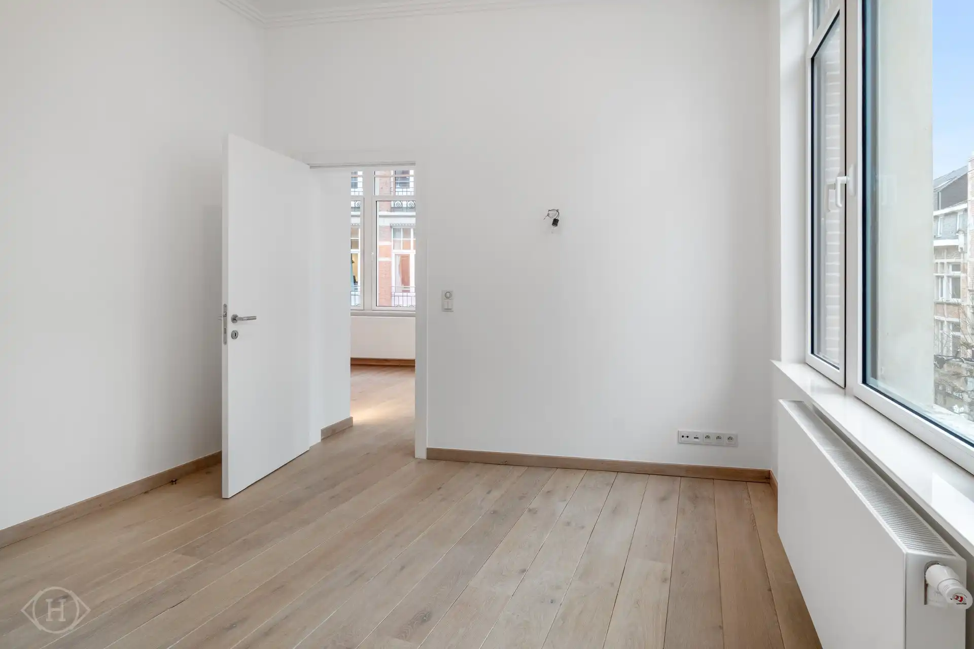 Lichtrijk éénslaapkamerappartement hartje Leuven foto 6