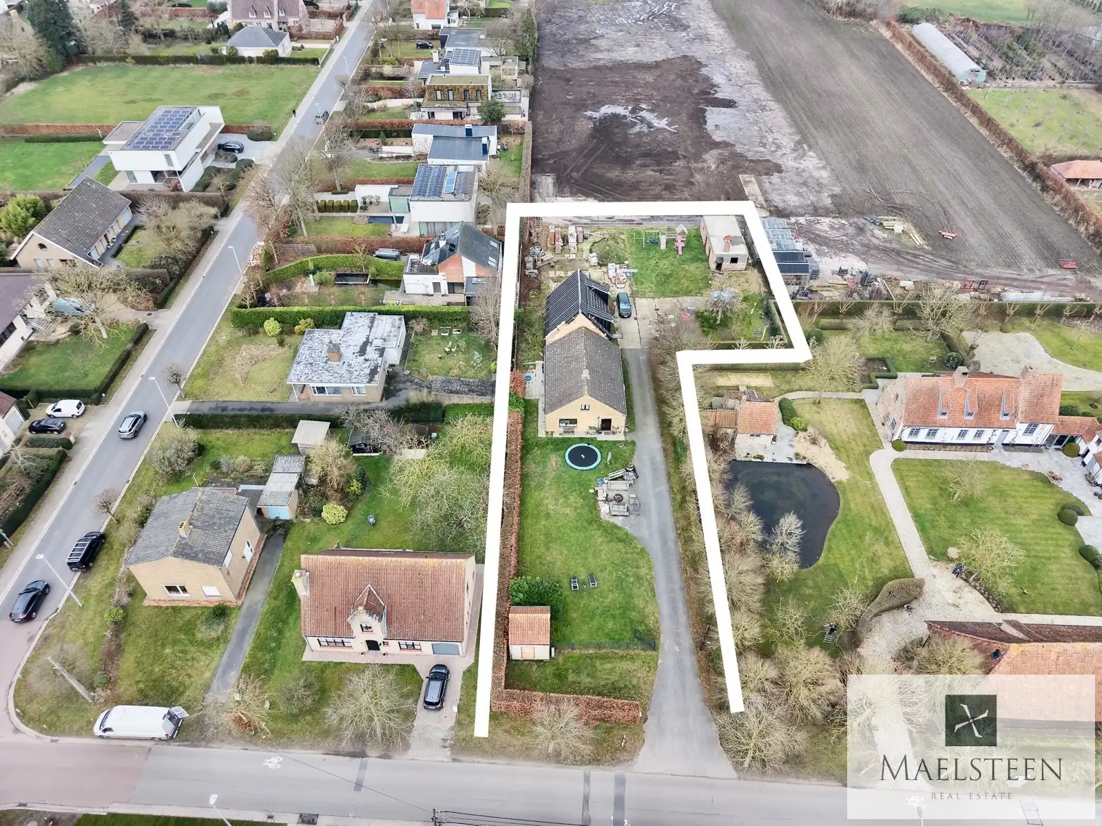 Terrein van 2.168 m² met vergund plan te Sint-Andries foto 5