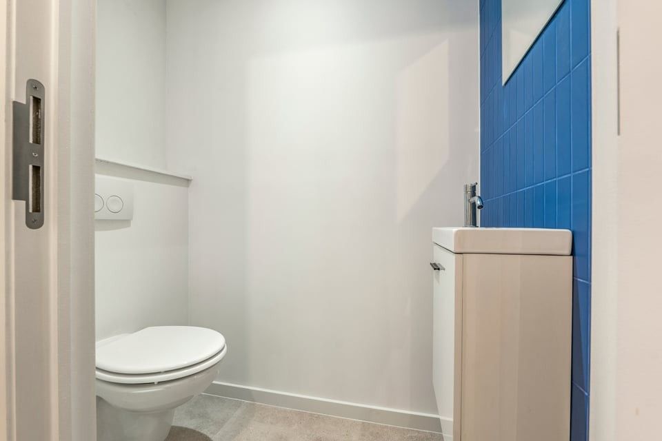 GERENOVEERD APPARTEMENT MET 1 SLK IN HET CENTRUM VAN SINT-TRUIDEN foto 6