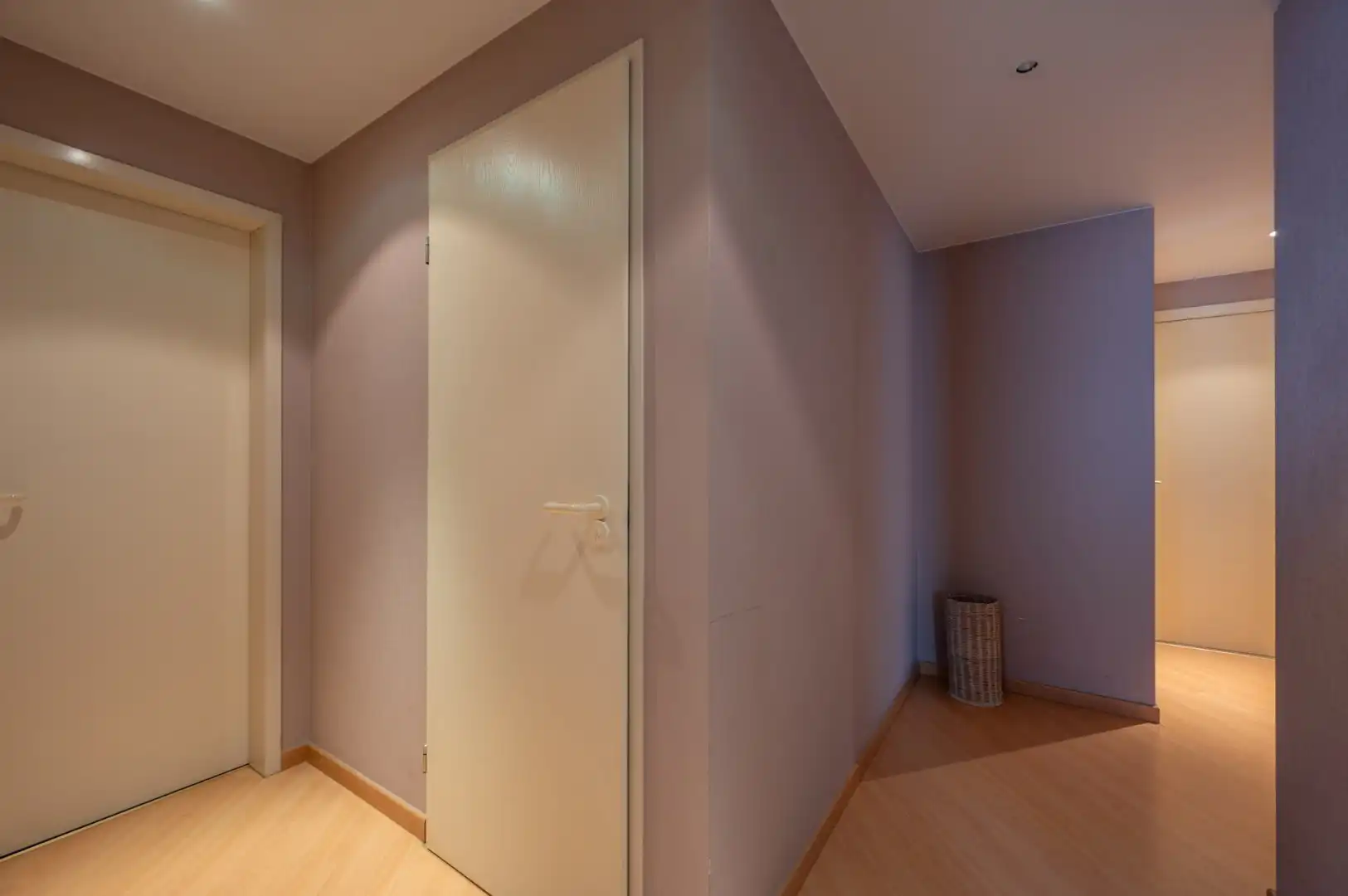 Uiterst ruim appartement met 3 slaapkamers en 2 badkamers   foto 20