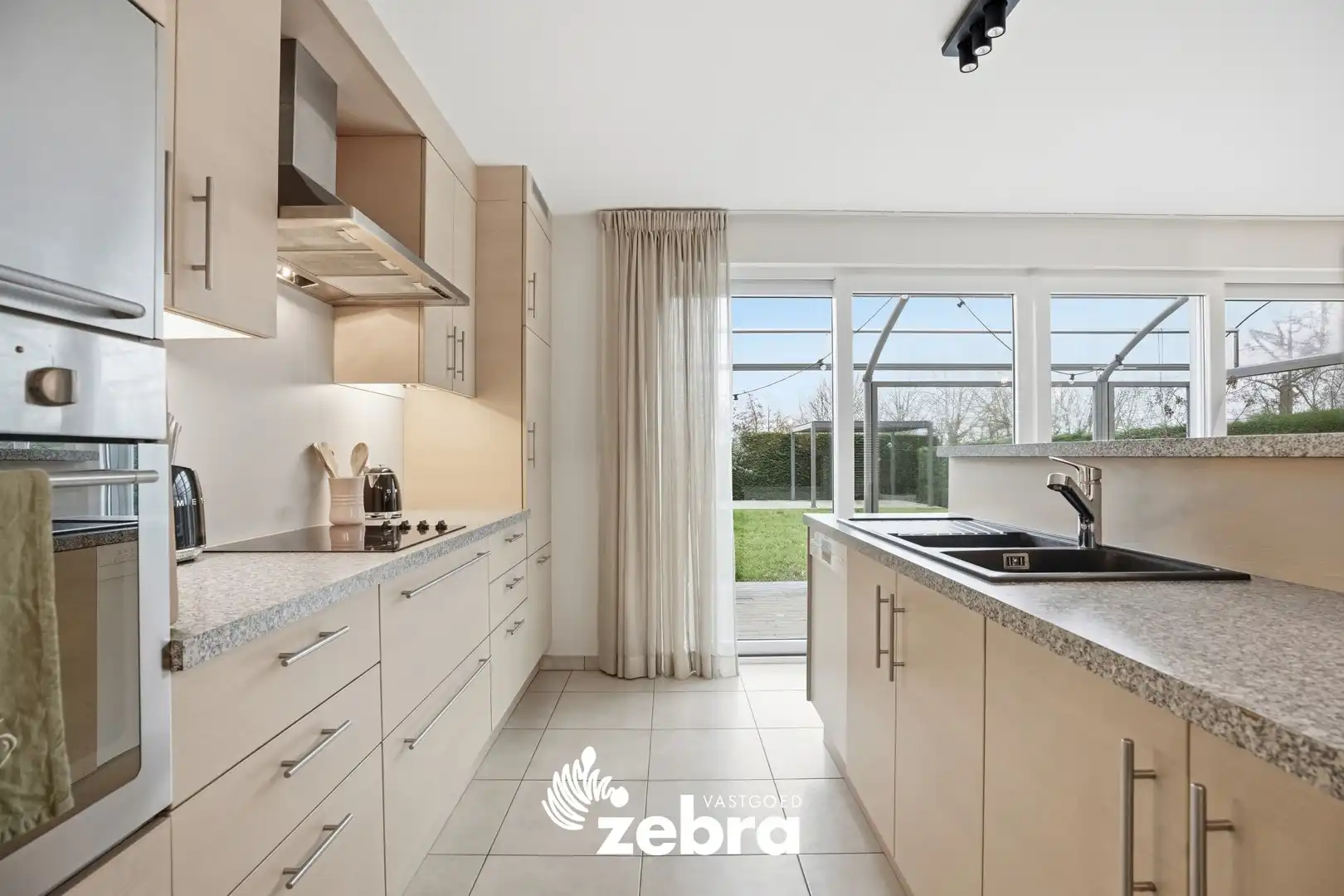 Recente open bebouwing met drie slaapkamers en garage te Lendelede! foto 10