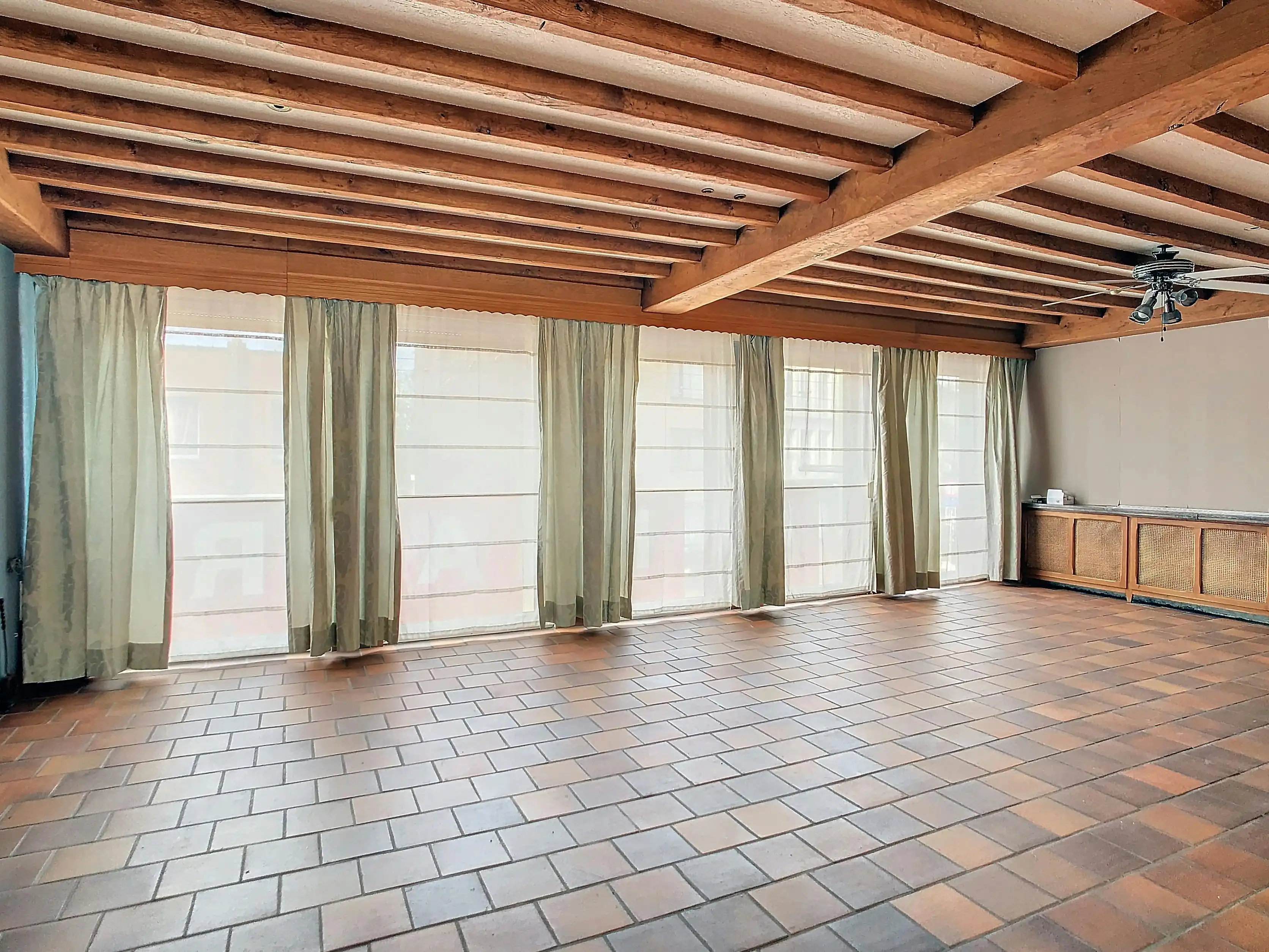 Ruim duplexappartement met handelsruimte centrum Zwijndrecht foto 3