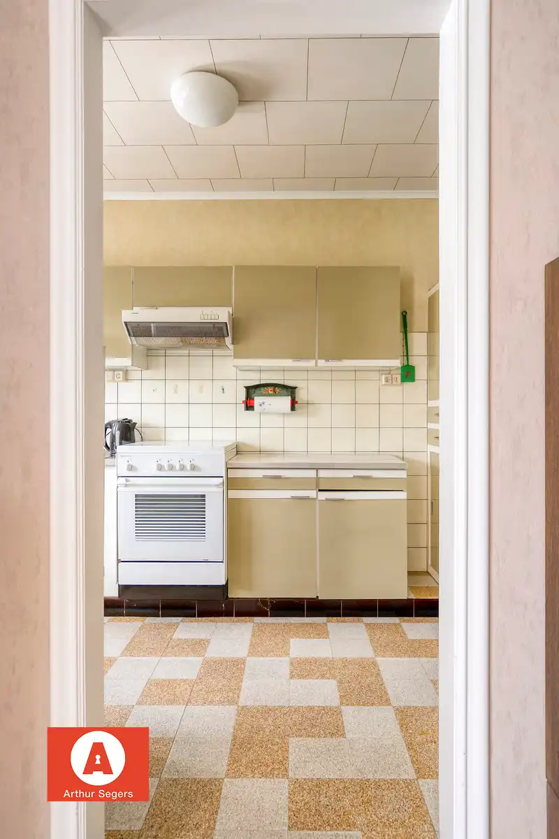 Te renoveren woning in doodlopende straat foto 8