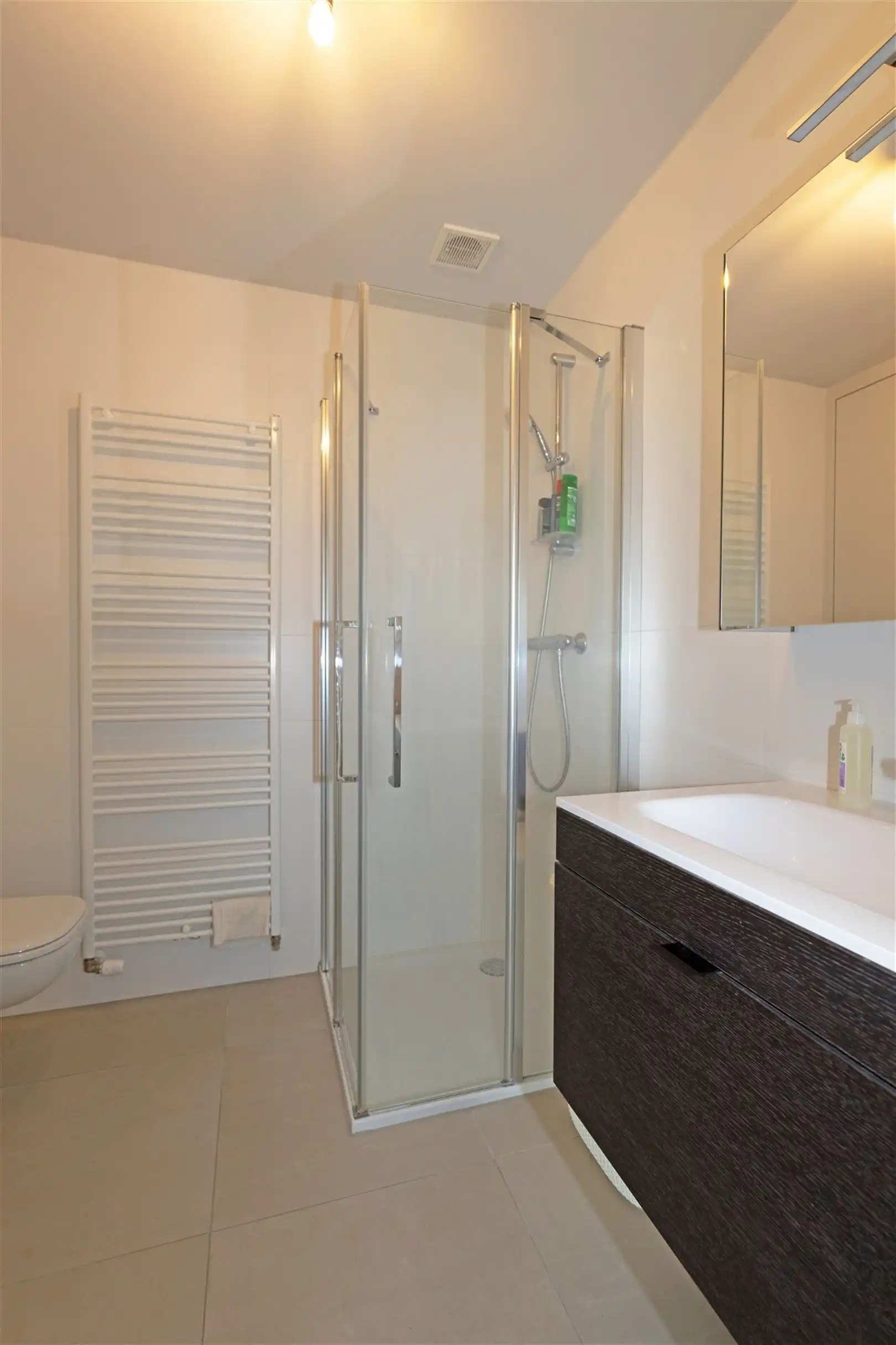 Verhuurd investeringsappartement met weids zicht foto 8