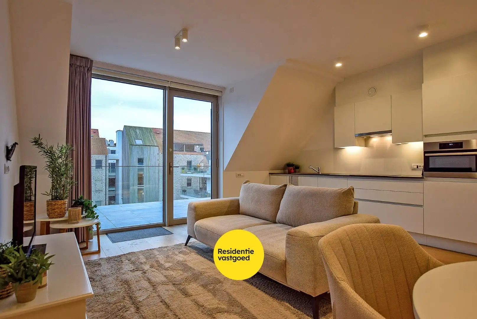 Prachtig 1-slaapkamerappartement (assistentiewoning) in Residentie Clarenhof, uniek wonen in hartje Nieuwpoort.  foto 4