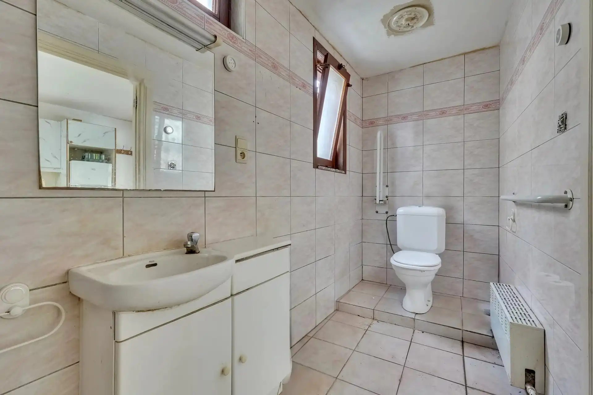 Authentiek herenhuis, klaar voor een renovatie. foto 8