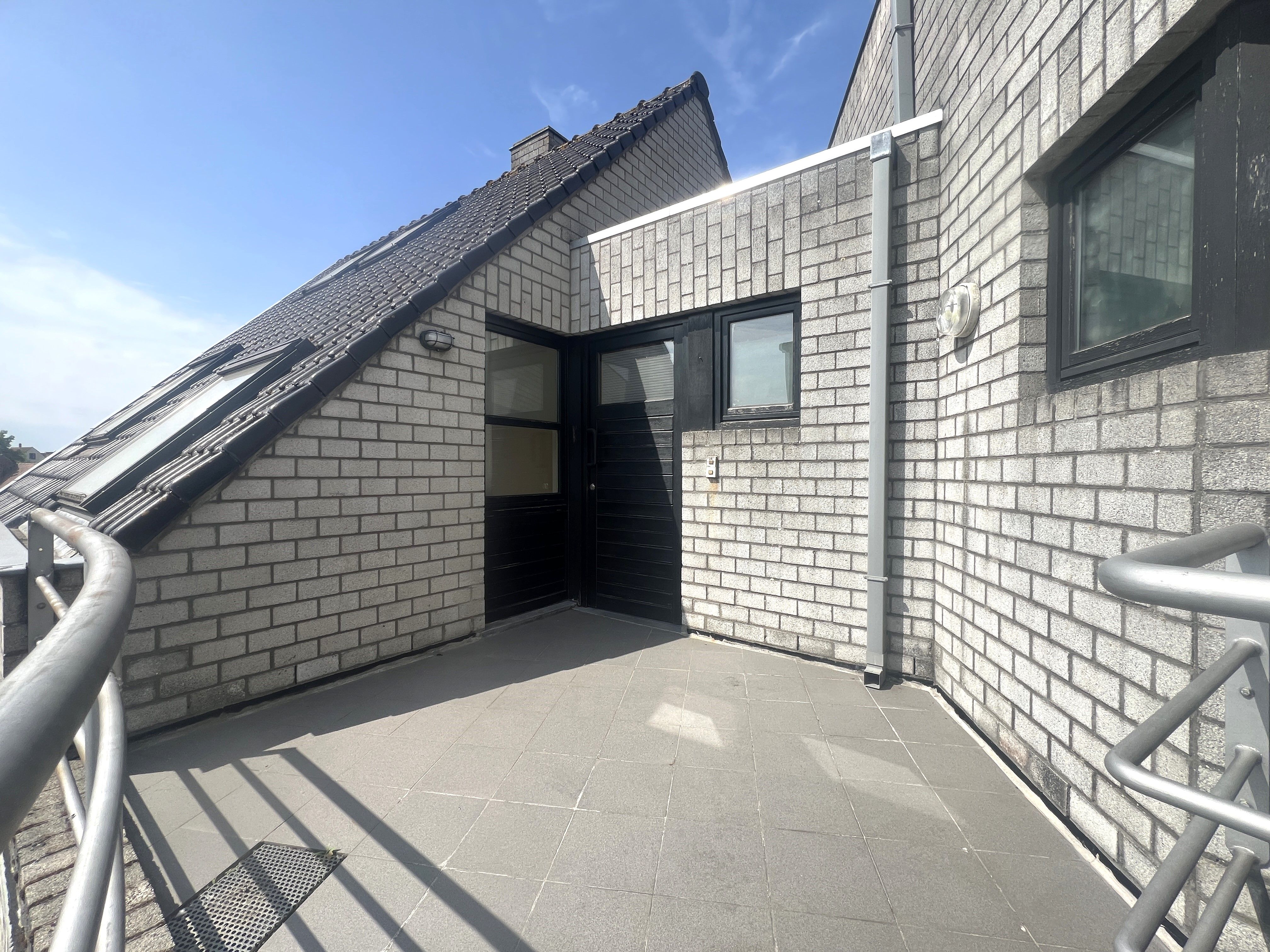 Appartement met terras en GARAGE in centrum Koekelare foto 14