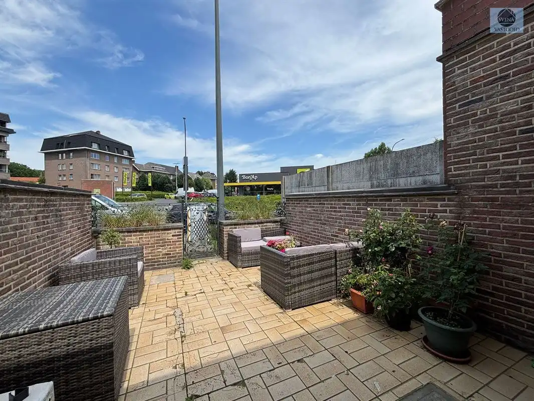 WONING MET 2 KAMERS, GARAGE EN TUIN foto 10