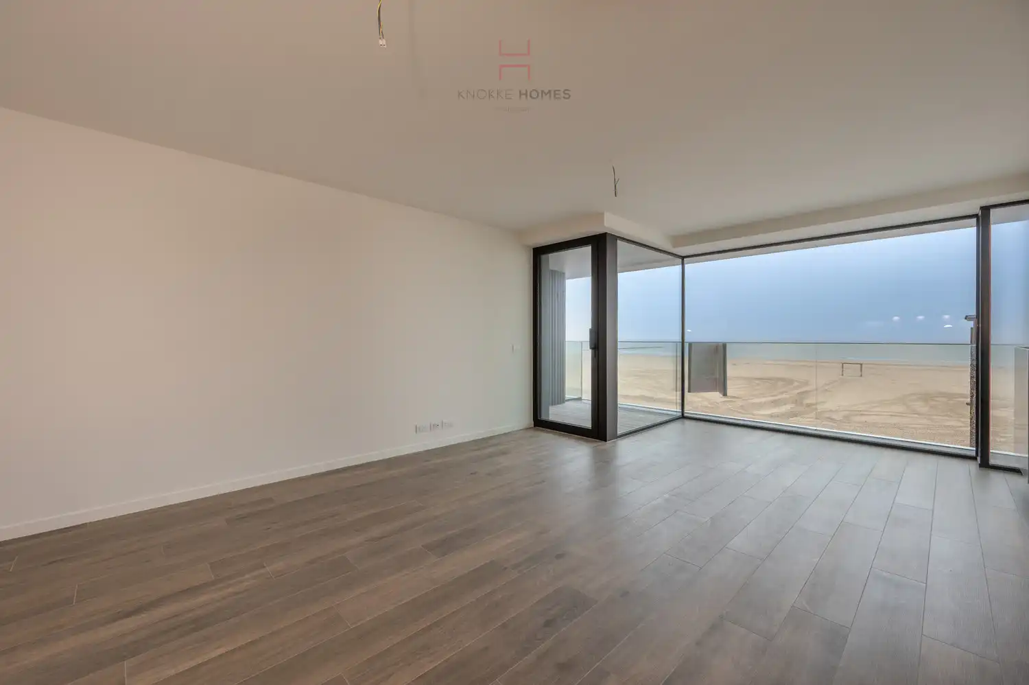 Instapklaar nieuwbouw appartement op de Zeedijk te Albertstrand foto 4