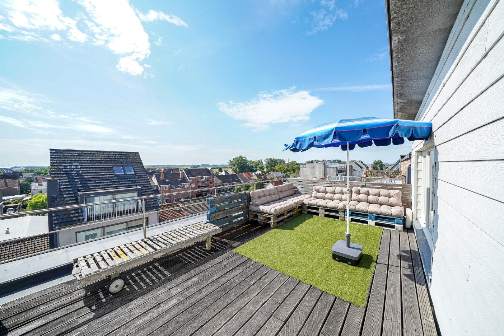 Appartement met ruim dakterras en prachtig zicht te Oostende foto 5