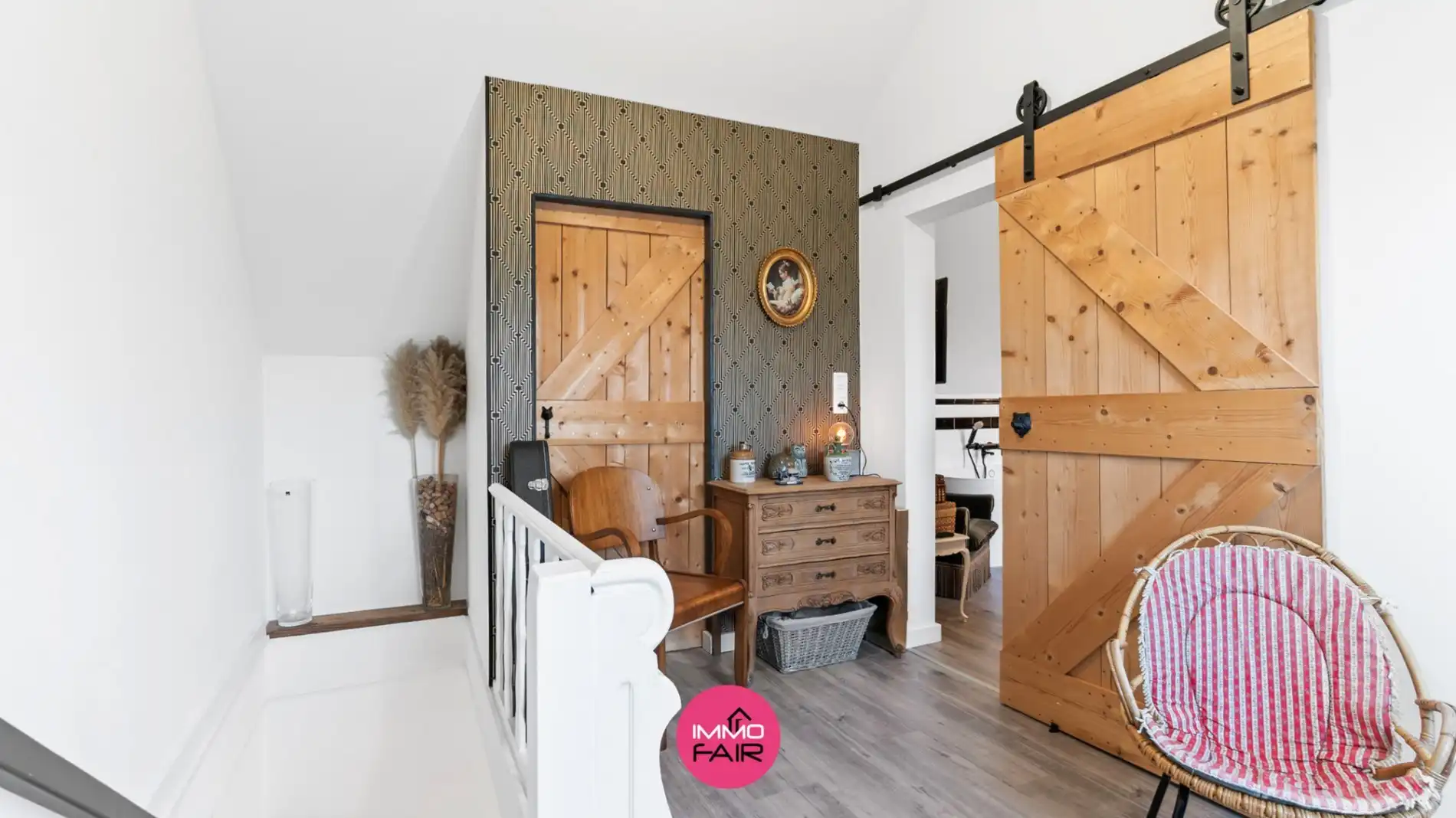 Instapklare gezinswoning met 4 slaapkamers in het hartje van Genk foto 13