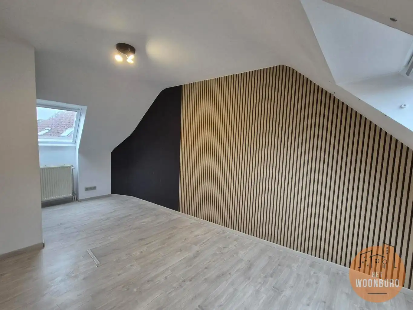 Duplex appartement met 2 slpks, bureel en autostaanplaats foto 9