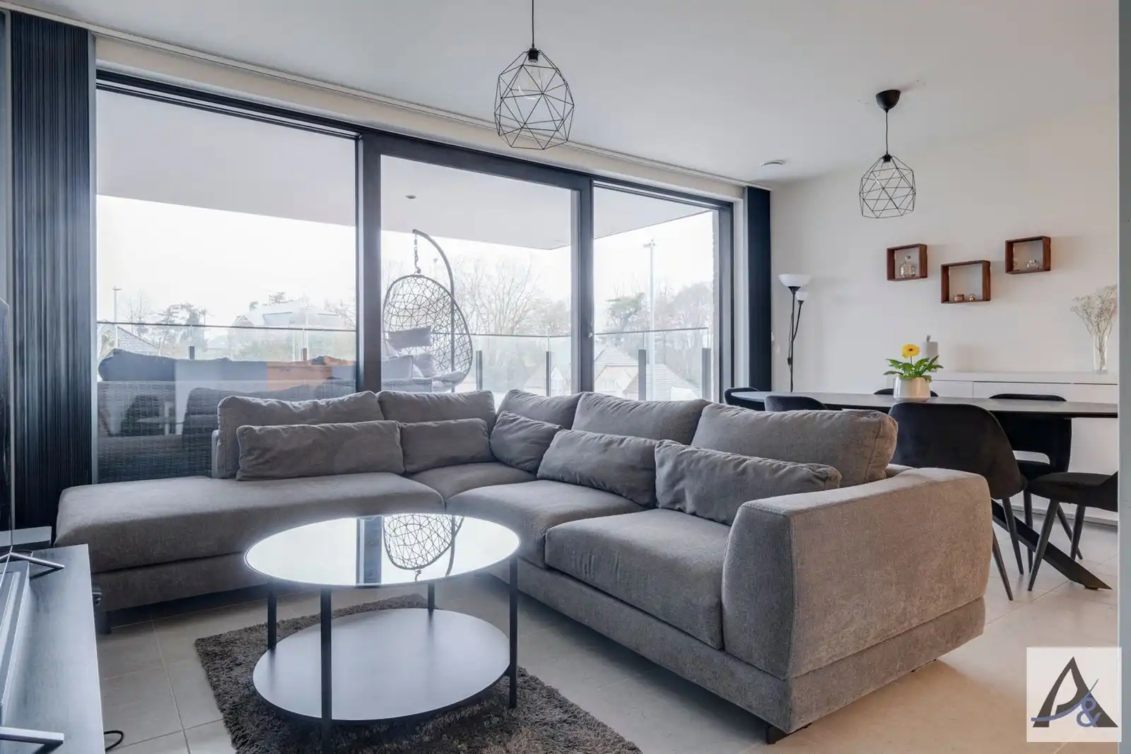 Appartement met 2 slaapkamers, ondergrondse autostaanplaats en kelderberging foto 6