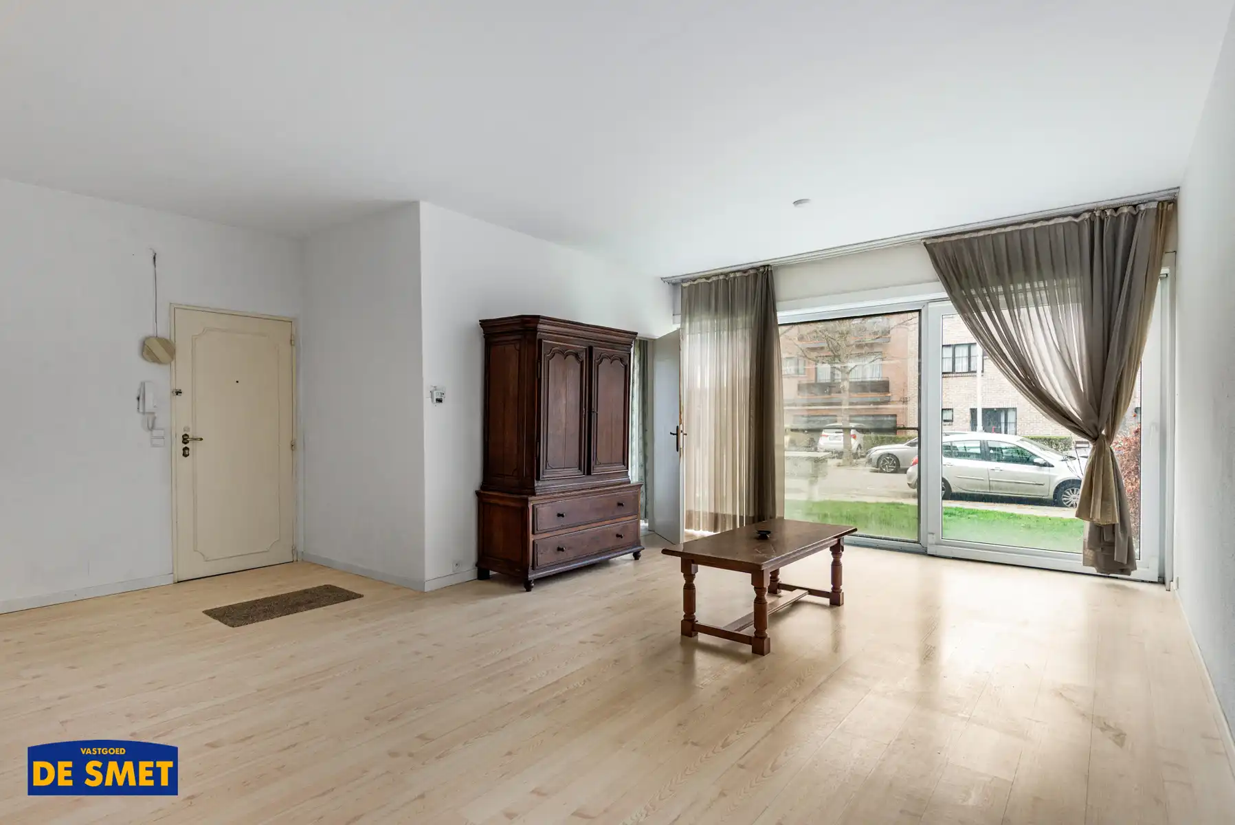 Te renoveren gelijkvloers appartement zonder lift met kelder foto 2