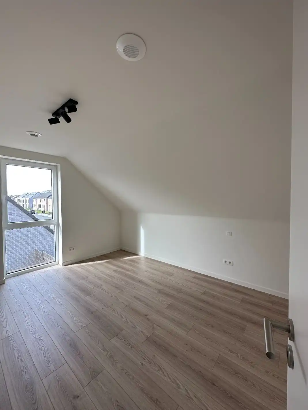 Rumbeke: ruime nieuwbouwwoning met 3 slpk foto 7