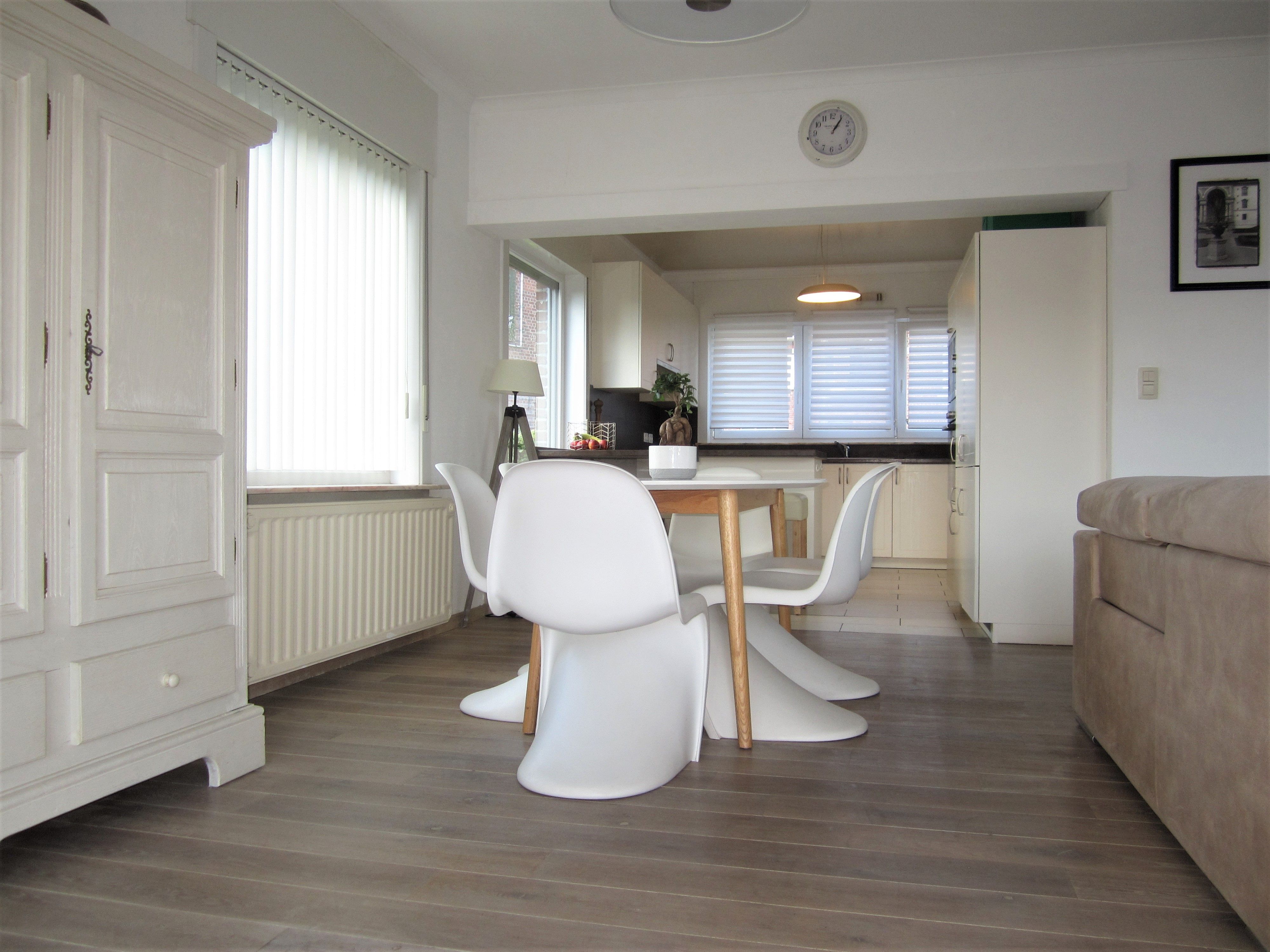 Charmante open bebouwing op 559m² met mooie aangelegde tuin.  foto 12