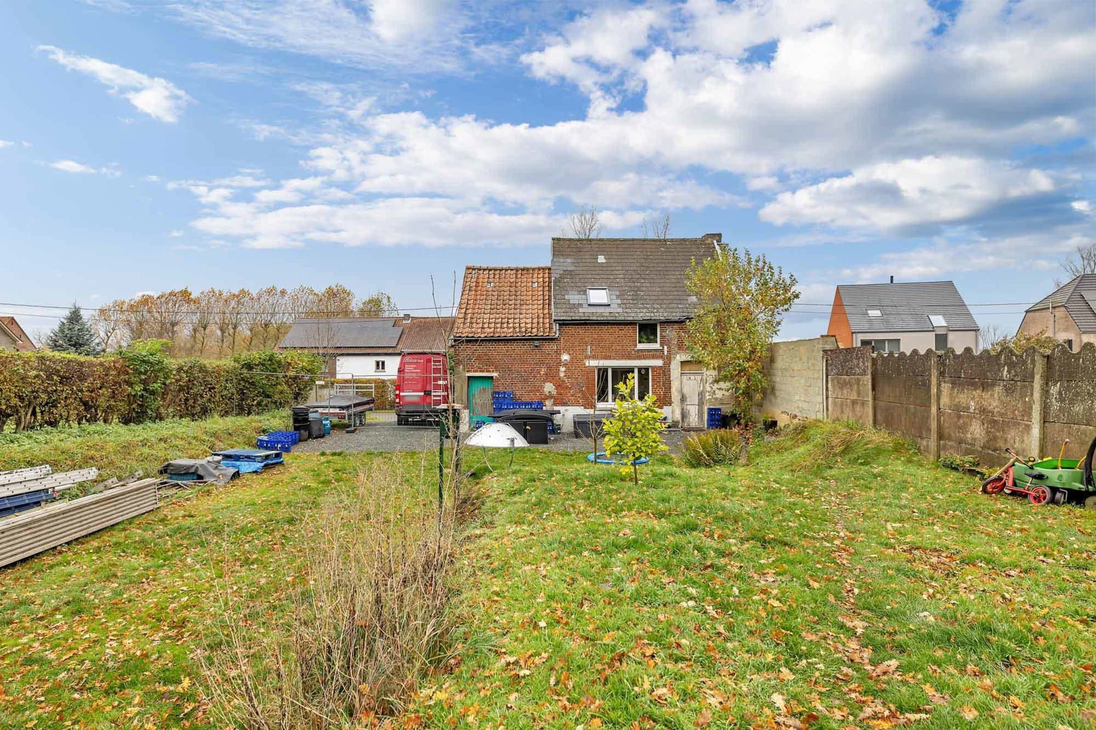 Projectgrond of totale renovatie met idyllisch uitzicht foto 4