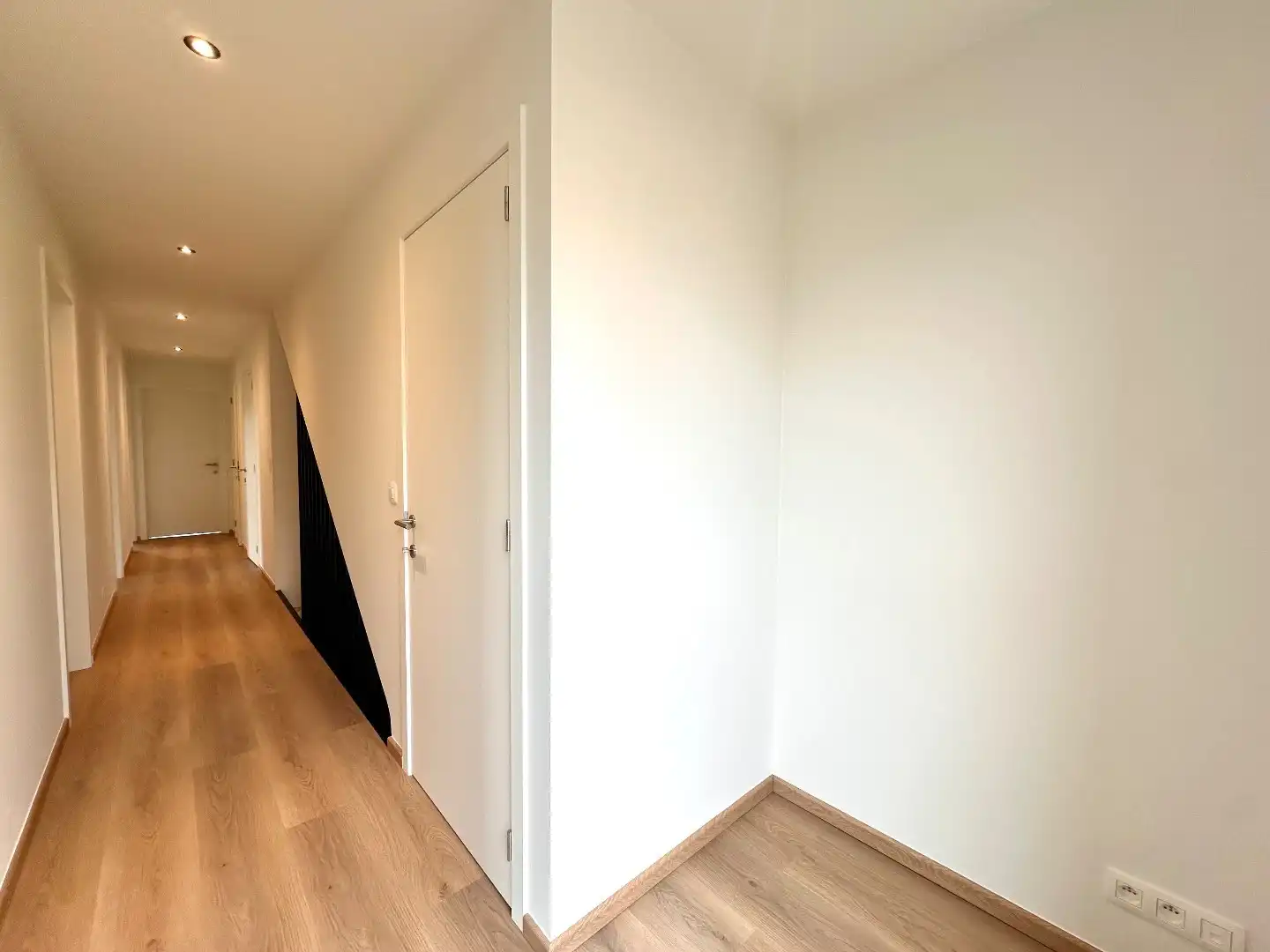 Te huur: prachtige nieuwbouwwoning in groene omgeving te Voeren foto 12