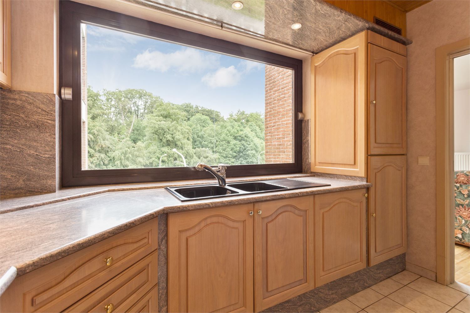 Zeer mooi appartement met 3 slaapkamers en autostaanplaats, centrum Diest! foto 9