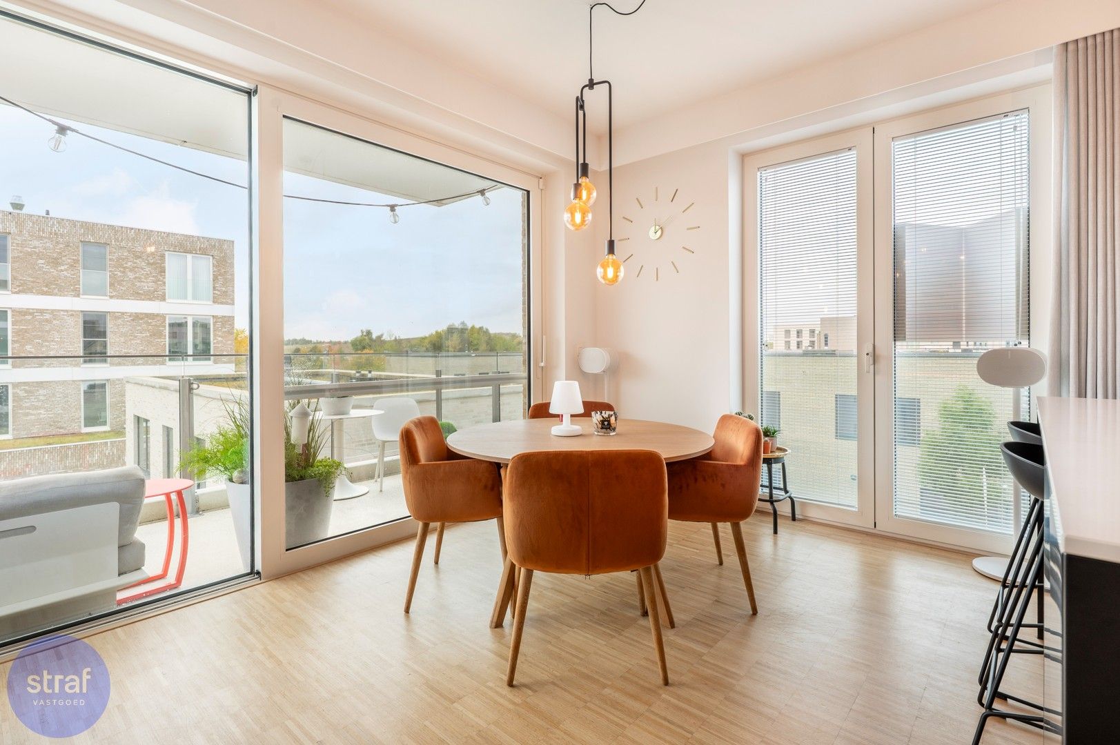 Modern appartement met terras en Galgenweel view foto 2